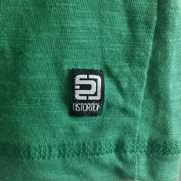 Distortion S/S boys shirt size Small NWT - Picture 3 of 5